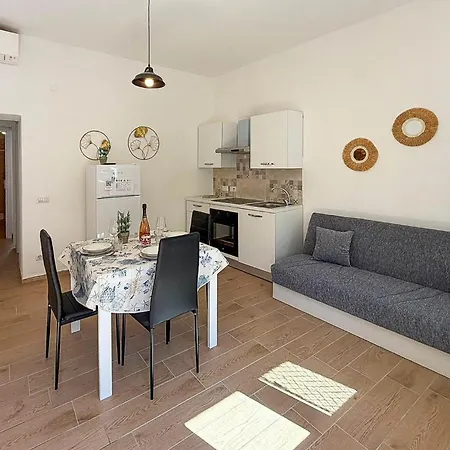 1 Bedroom Pet Friendly In